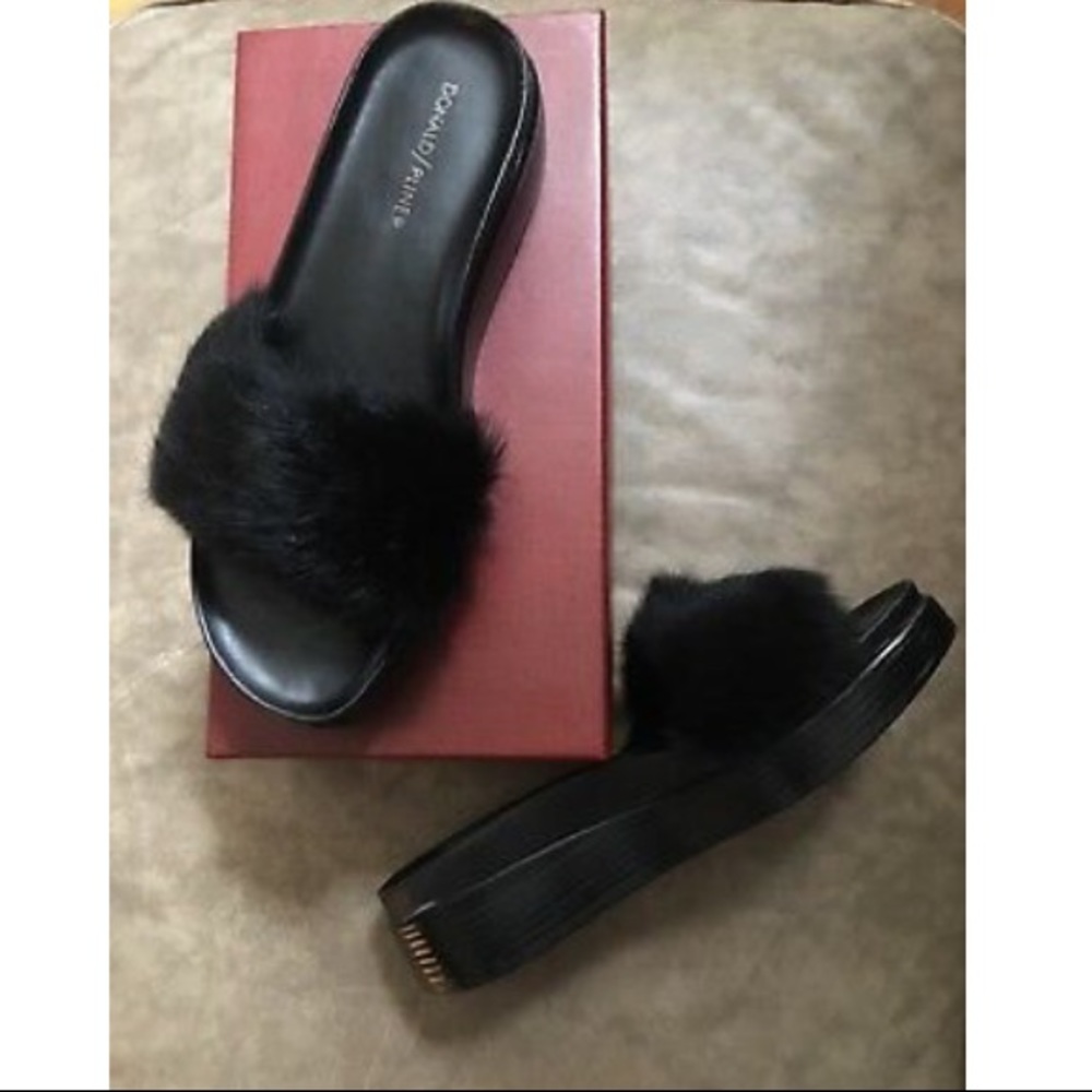 DONALD PLINER "FURFI" RABBIT FUR SLIDE black 7 $50